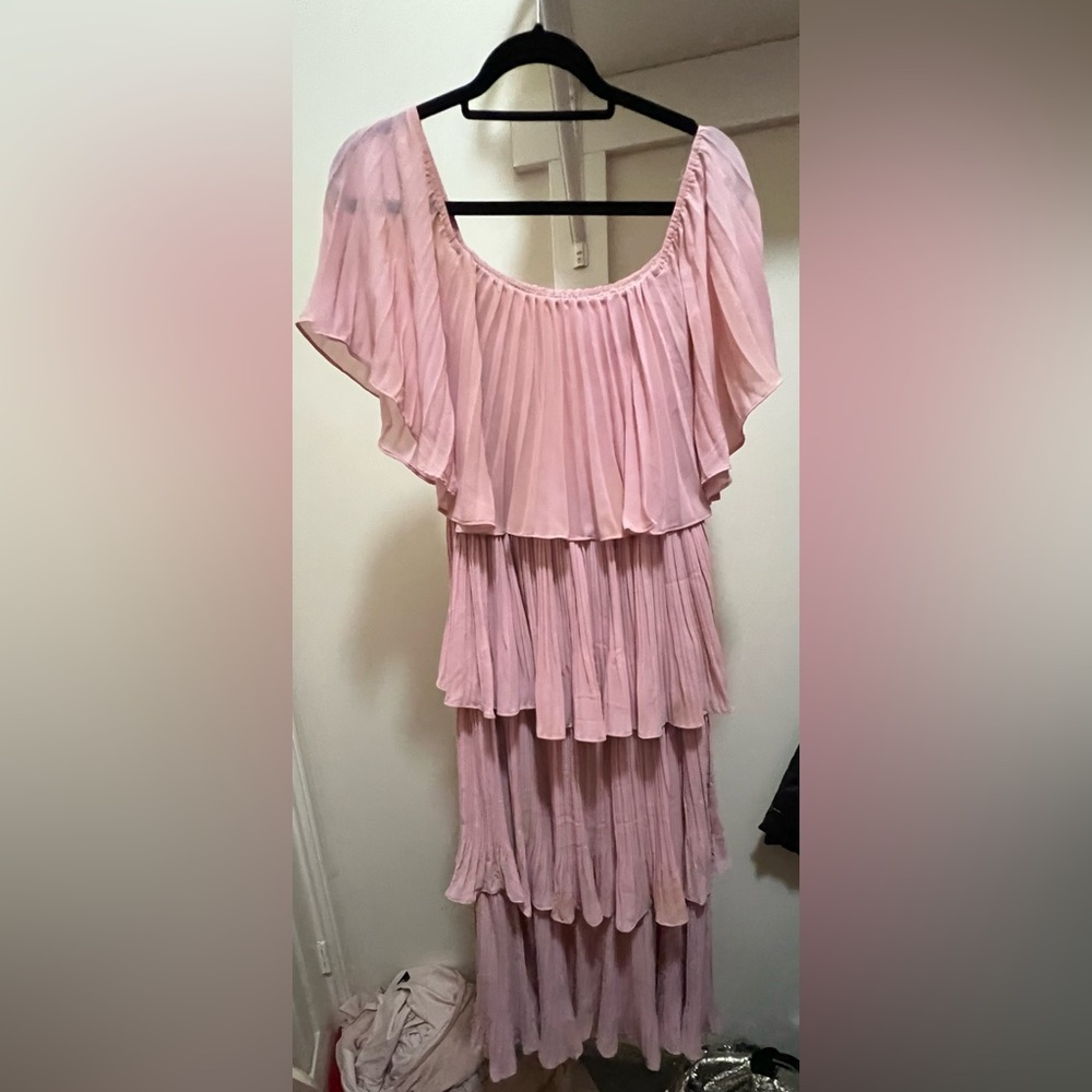 Beautiful mauve tiered midi